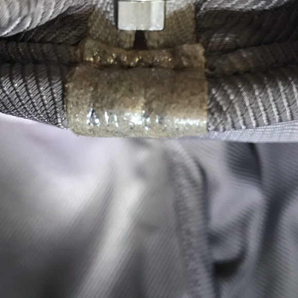 RARE AF Louis Vuitton Comete Bag in Peach Shimmer - LIKE NEW 🤩 Britney Spears - Picture 13 of 15